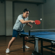 卓球の試合で肘が痛くなって、一度は注射でよくなったが、再発。曲げ始め、伸ばしきると肘の後ろが痛い